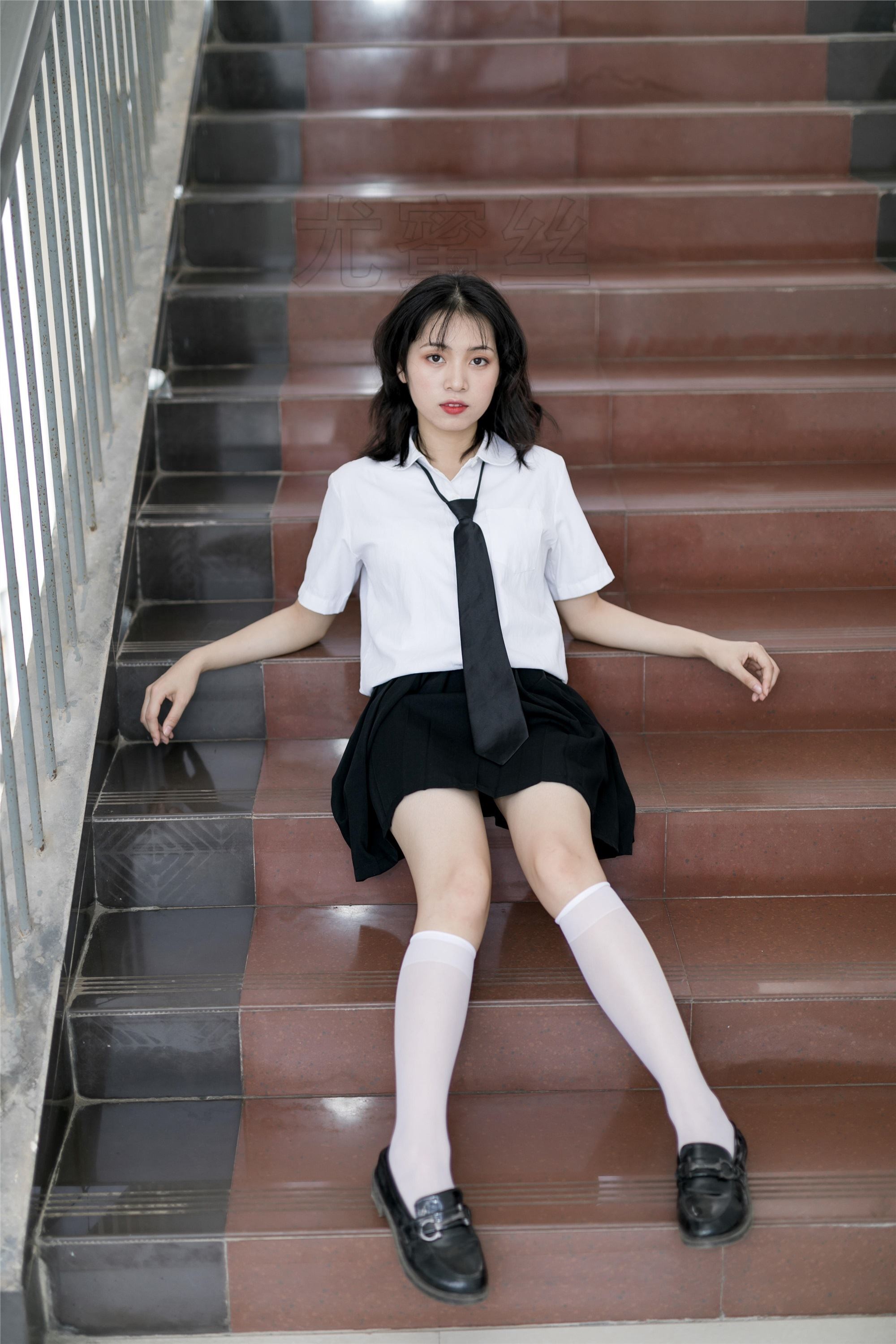 尤蜜丝 穿搭写真 NO.005